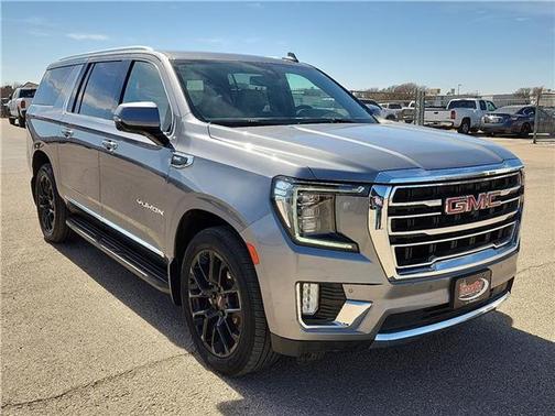 2022 GMC Yukon XL SLT