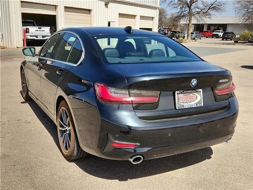 2022 BMW 330e 330e