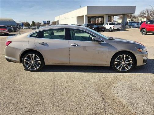 2024 Chevrolet Malibu 2LT