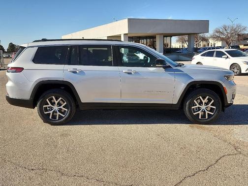 Silver Zynith 2025 Jeep Grand Cherokee L Limited