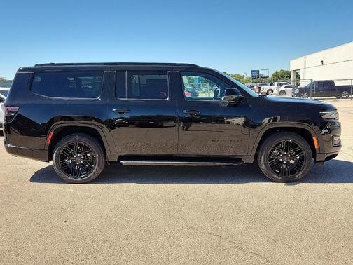 Diamond Black 2025 Jeep Wagoneer L Series II