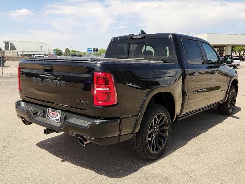 Diamond Black 2026 RAM 1500 Limited