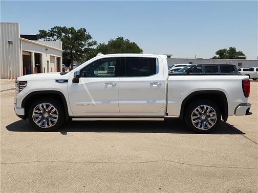 White Frost Tri-Coat 2024 GMC Sierra 1500 Denali