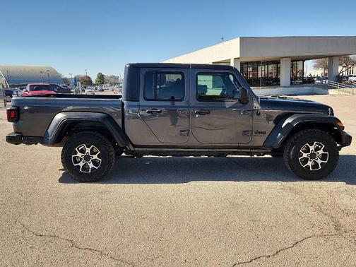 2020 Jeep Gladiator Sport