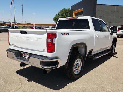 Summit White 2025 Chevrolet Silverado 2500 LT