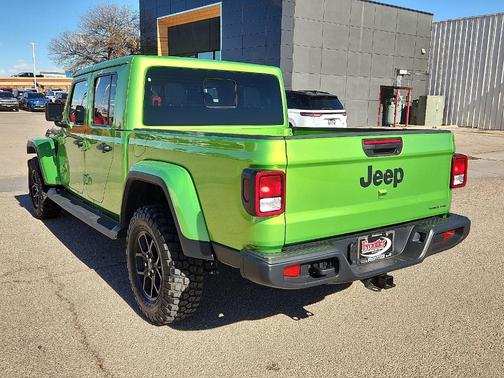 Mojito! Clearcoat 2025 Jeep Gladiator Sport