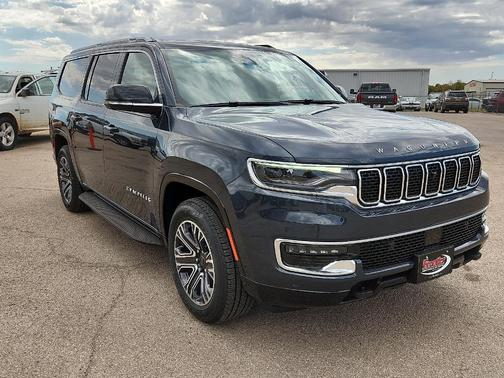 2025 Jeep Wagoneer L Base