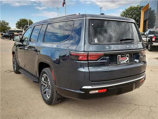 2025 Jeep Wagoneer L Base