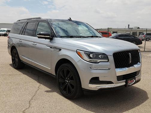 Silver Radiance 2023 Lincoln Navigator L Black Label