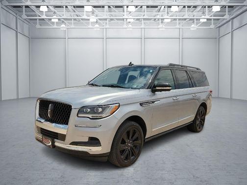 Silver Radiance 2023 Lincoln Navigator L Black Label