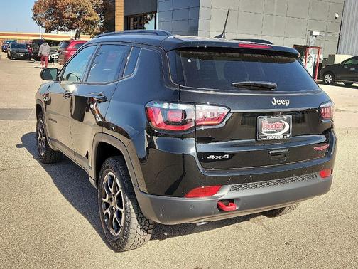 2026 Jeep Compass Trailhawk