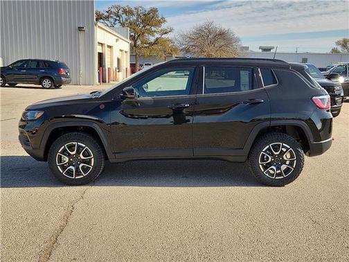 2026 Jeep Compass Trailhawk