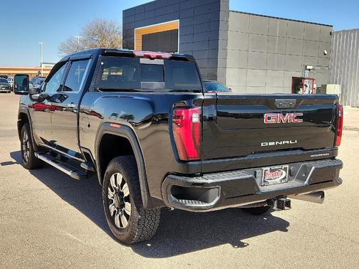 2024 GMC Sierra 2500 Denali