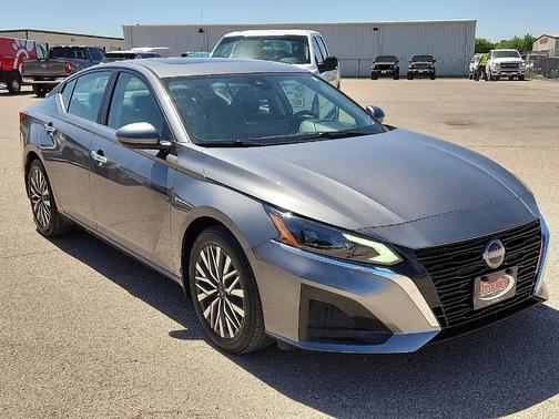 Gun Metallic 2024 Nissan Altima 2.5 SV