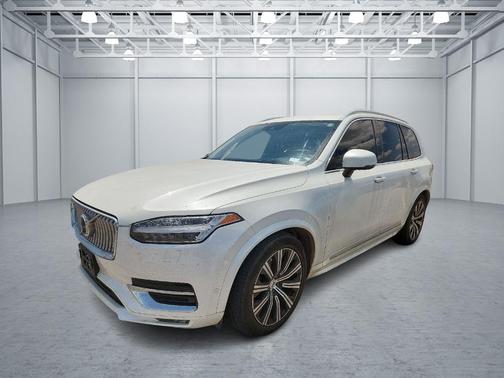 Ice White 2020 Volvo XC90 T6 Inscription 6 Passenger