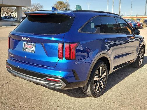 2023 Kia Sorento S