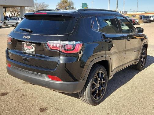 2026 Jeep Compass Latitude