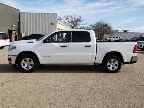 2025 RAM 1500 Big Horn/Lone Star