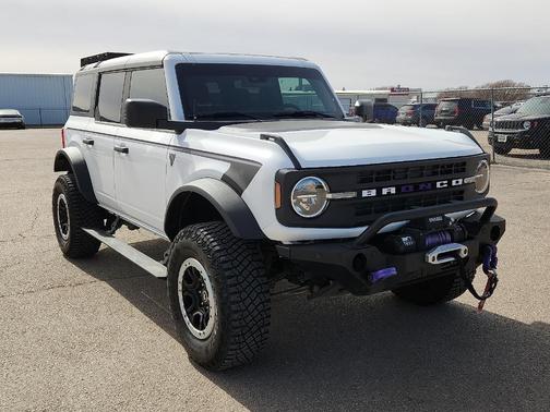 2023 Ford Bronco 