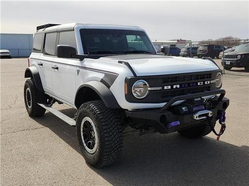 2023 Ford Bronco Base