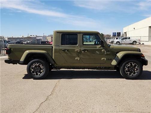 Sahara Beige 2026 Jeep Gladiator Sport