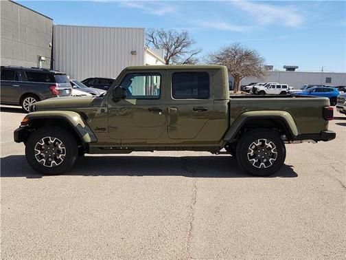 Sahara Beige 2026 Jeep Gladiator Sport