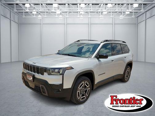 Silver Zynith 2026 Jeep Cherokee LAREDO/LIMITED