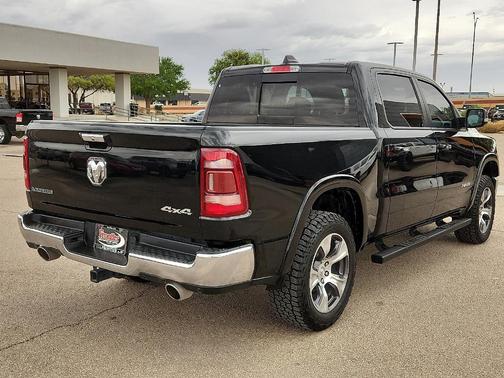 Diamond Black 2022 RAM 1500 Laramie