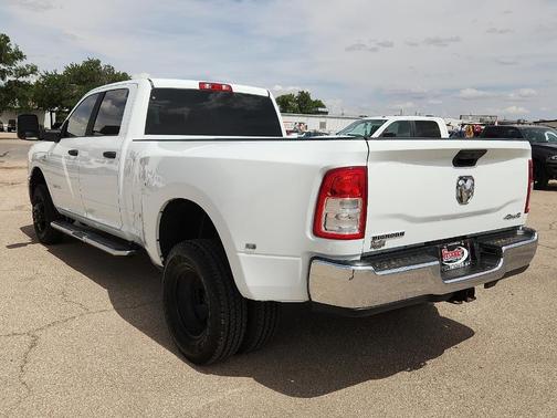 Bright White 2024 RAM 3500 Big Horn