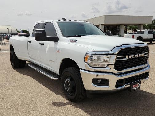 Bright White 2024 RAM 3500 Big Horn