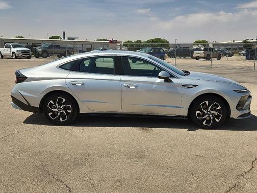 Silver 2024 Hyundai SONATA SEL