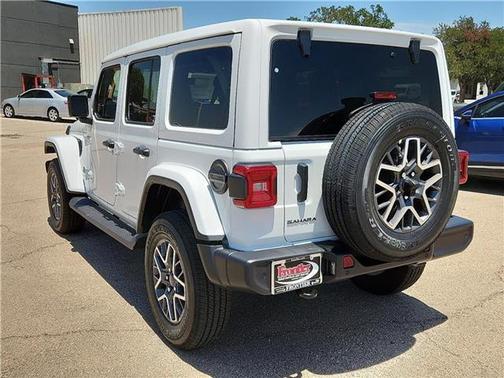 2025 Jeep Wrangler Sahara