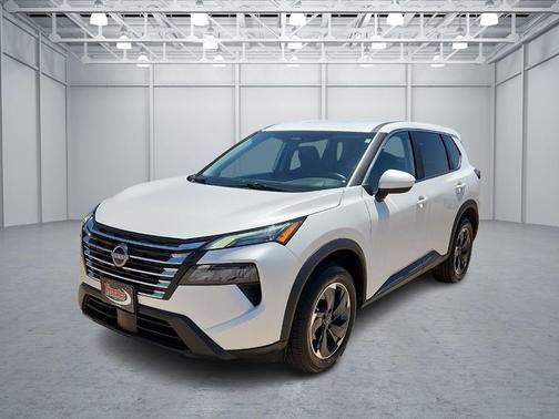 White 2025 Nissan Rogue SV