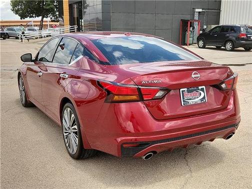 2024 Nissan Altima 2.5 SL