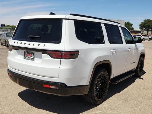Bright White Clearcoat 2025 Jeep Wagoneer Series II