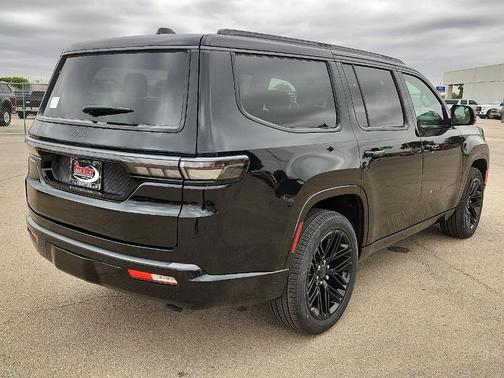 Gloss Black 2026 Jeep Grand Wagoneer Limited Reserve