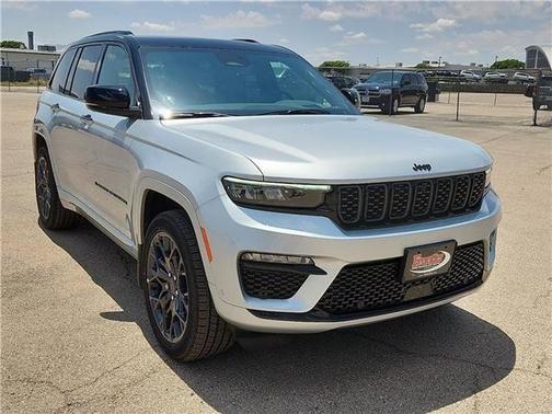 2025 Jeep Grand Cherokee Summit