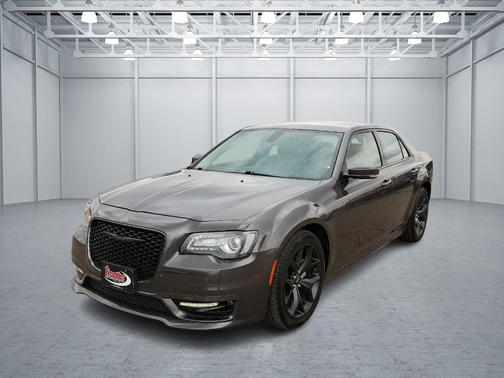 Granite Crystal 2022 Chrysler 300 Touring L