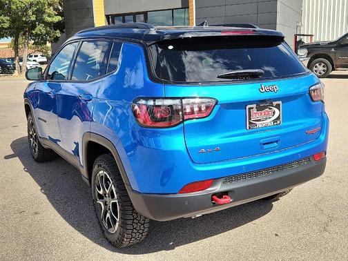 2026 Jeep Compass Trailhawk