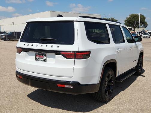 Bright White Clearcoat 2025 Jeep Wagoneer Series II