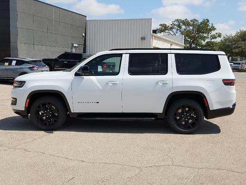 Bright White Clearcoat 2025 Jeep Wagoneer Series II
