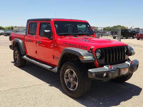 Firecracker Red Clearcoat 2023 Jeep Gladiator Rubicon