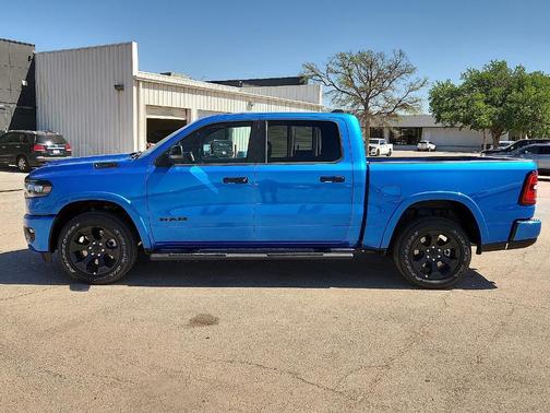 Hydro Blue Pearl 2026 RAM 1500 Big Horn/Lone Star