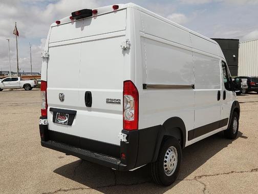 Bright White Clearcoat 2026 RAM ProMaster 2500 High Roof