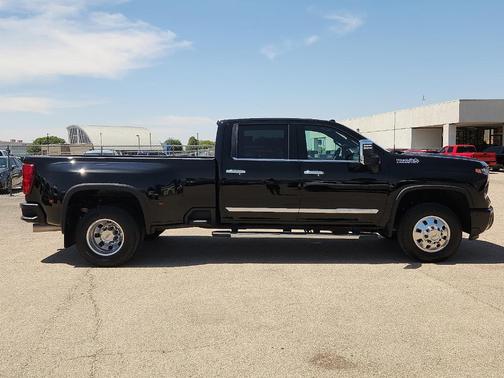 Black 2026 Chevrolet Silverado 3500 High Country