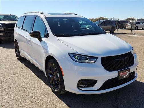 2026 Chrysler Pacifica Limited