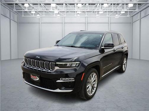 2023 Jeep Grand Cherokee Summit