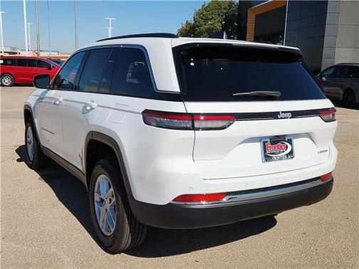 2025 Jeep Grand Cherokee Laredo