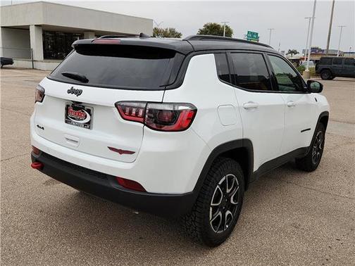 2026 Jeep Compass Trailhawk