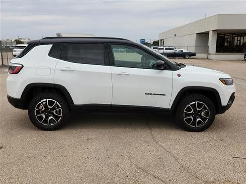 2026 Jeep Compass Trailhawk